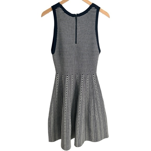 Alice + Olivia Kamilah Mini Fit and Flare Revolve Dress Womens Size Medium - Picture 6 of 12